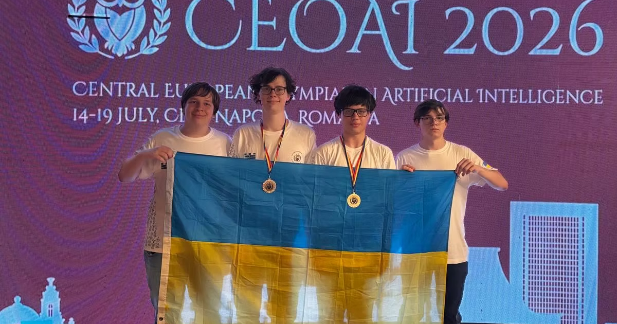 Пока взрослые спорят, заберёт ли ИИ работу, украинский школьник забрал золото
